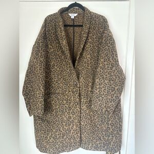 Old Navy Women's Tan Leopard Teddy Jacket